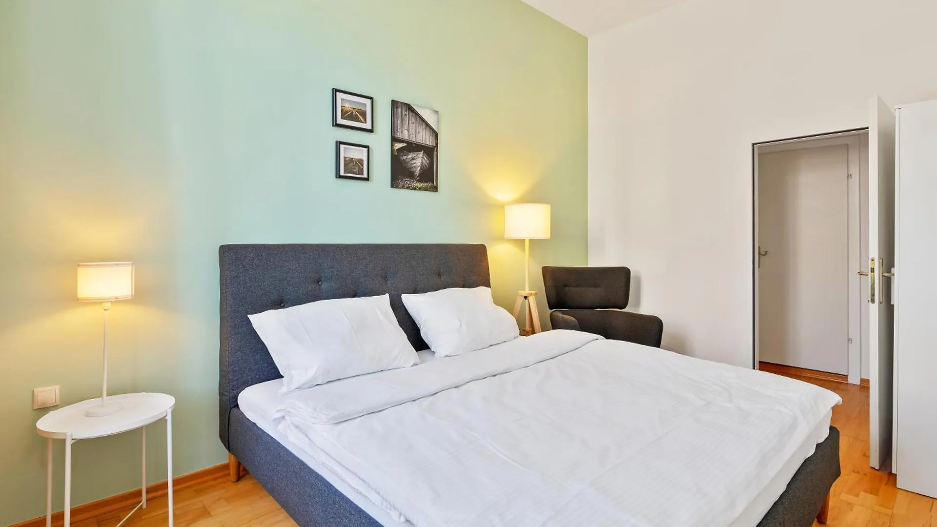 3 Bedrooms I 110 Square Meter I Walk To All Sights Vídeň Apartmán