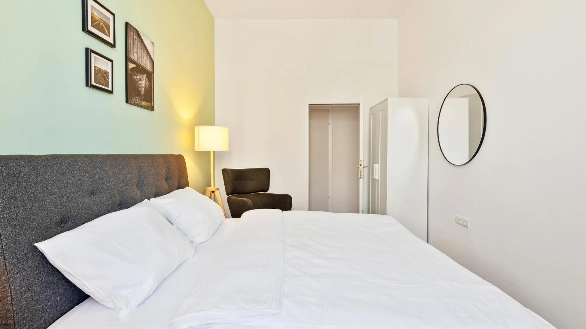 3 Bedrooms I 110 Square Meter I Walk To All Sights Vídeň Apartmán