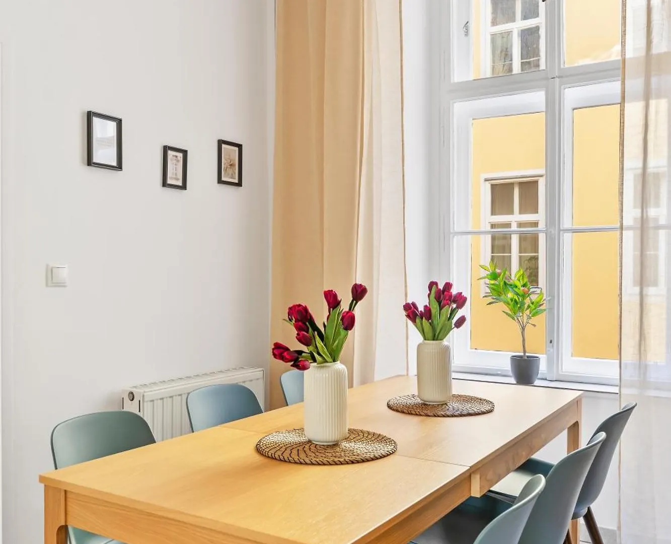 3 Bedrooms I 110 Square Meter I Walk To All Sights Vienna 0*,