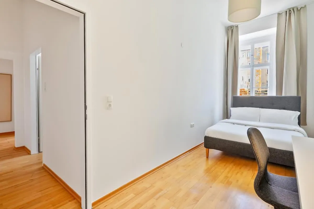 3 Bedrooms I 110 Square Meter I Walk To All Sights Vienna 0*,  Austria