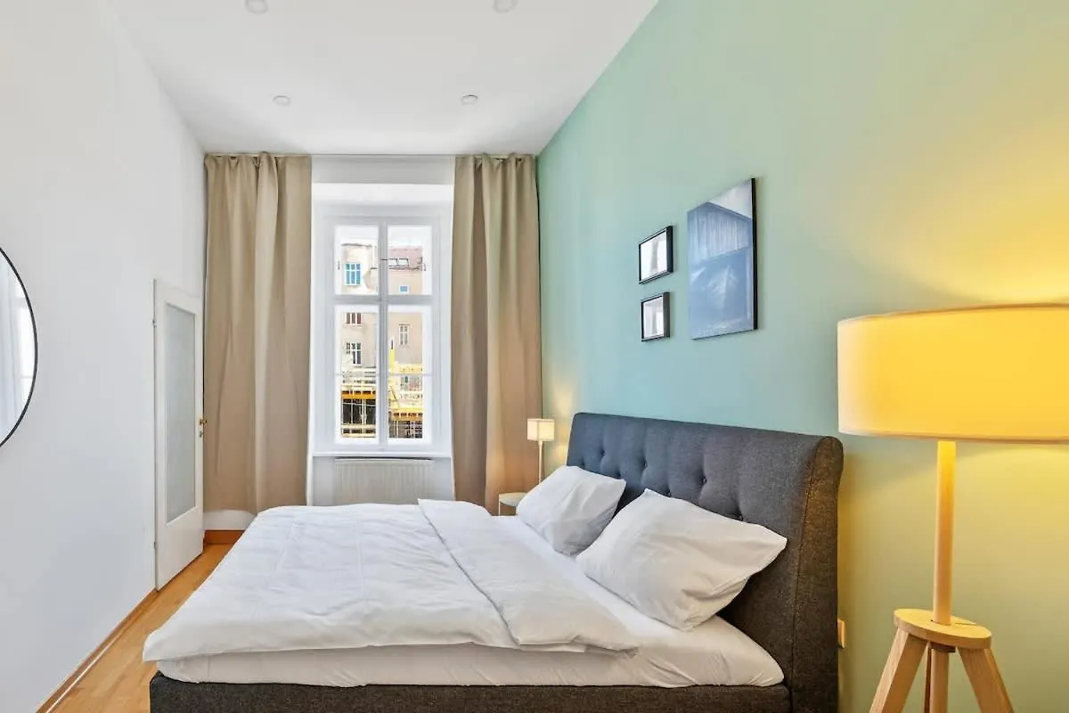 3 Bedrooms I 110 Square Meter I Walk To All Sights Vienna