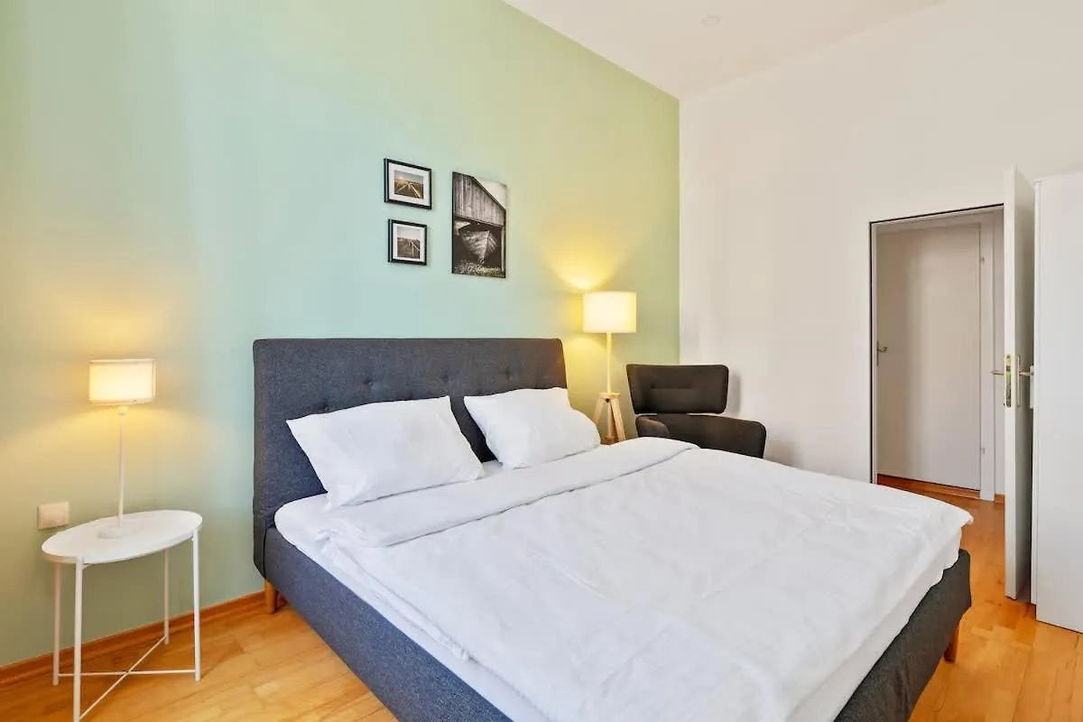 Apartment 3 Bedrooms I 110 Square Meter I Walk To All Sights Vienna